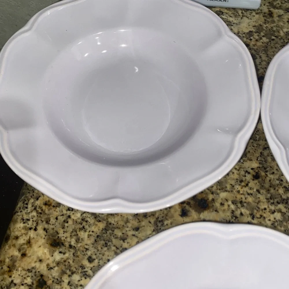 4 The Cellar Portugal Pale Lavender Embossed Scalloped Rim 9”W Dinner Bowls